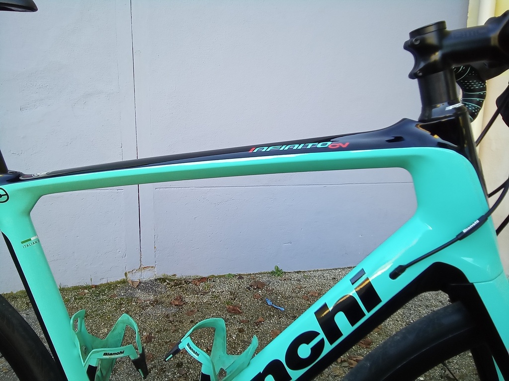 Vélo route Occasion BIANCHI INFINITO CV Carbone T:57 Vert Céleste 2021