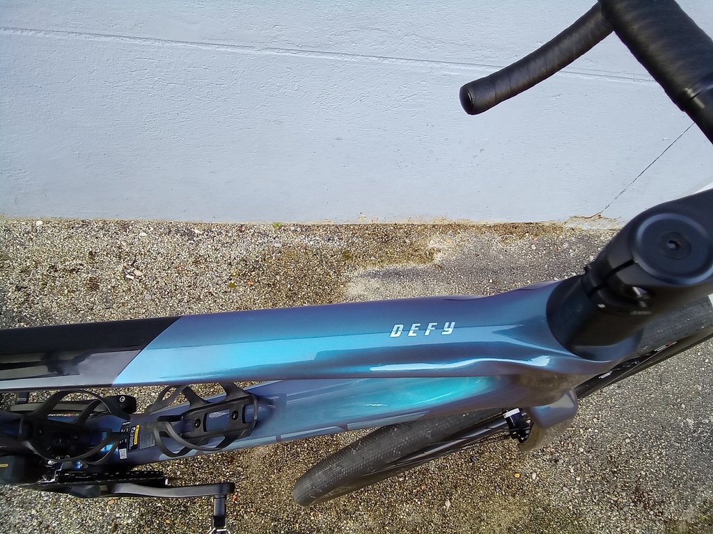 Vélo route Occasion GIANT DEFY Taille M Shimano 105 12v