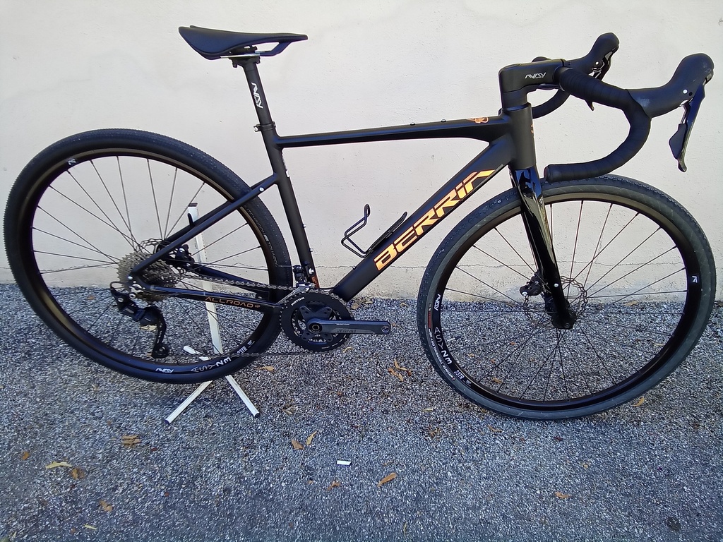 Vélo OCCASION Gravel BERRIA BELADOR ALL ROAD HP  Taille S