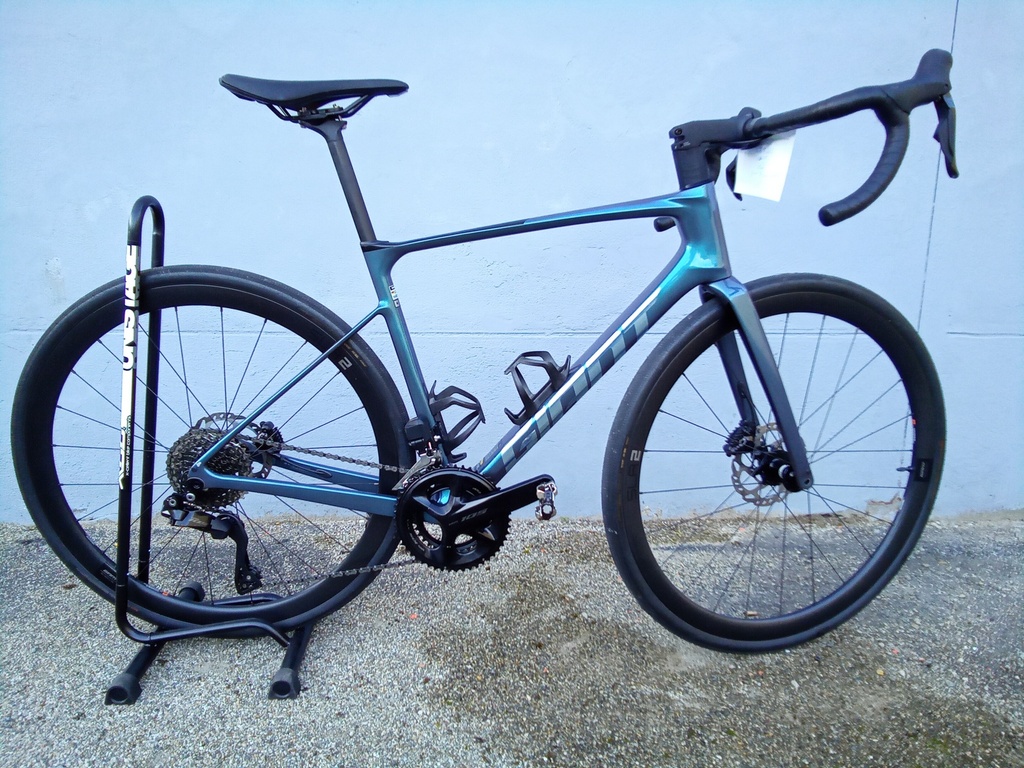 Vélo route Occasion GIANT DEFY Advanced 0 Ocean Twilight Taille M Shimano 105 12vDI2